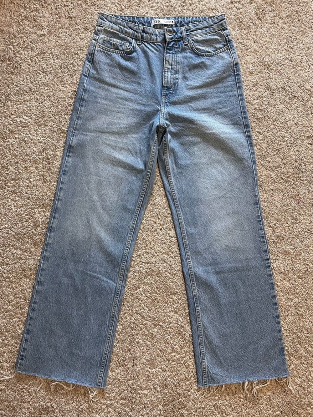 Zara Women’s Light Blue Straight Leg Jeans High Rise Full Length - Size 6